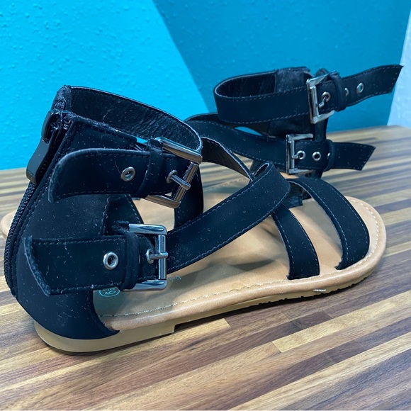 TOP Moda Black Sandals - Picture 9 of 13